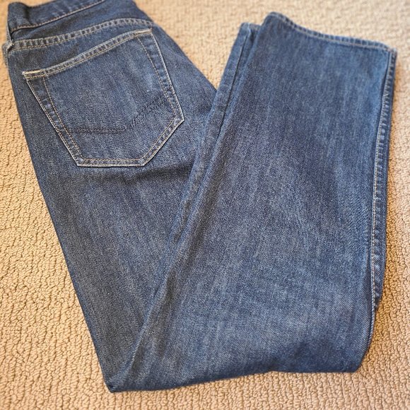 Bullhead Denim Co. Blue Jeans. Five pockets design with a Retro Wrangler Look. - Picture 2 of 5